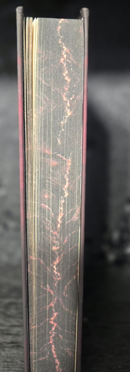 Her Surrender · Fire & Ice Special Edition Hardcover (Foiled, Sprayed Edges)