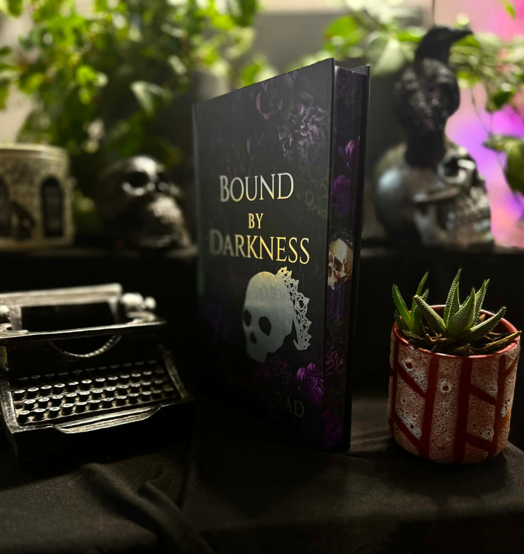 Bound by Darkness · Special Edition Hardcover (Foiled, Sprayed Edges)